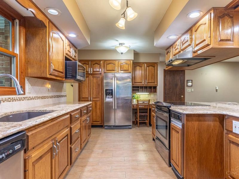 6309 Seven Pines Drive, Miami Township, OH 45449 Photo 16