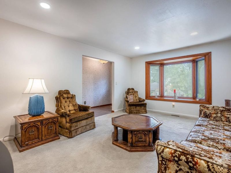 6309 Seven Pines Drive, Miami Township, OH 45449 Photo 8
