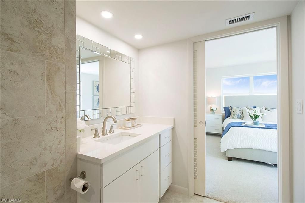 2011 Gulf Shore Blvd N, Unit 56, Naples, FL 34102 Photo