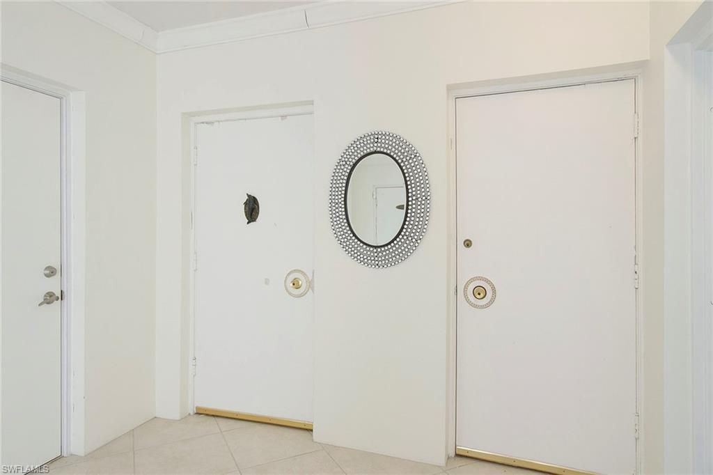 2011 Gulf Shore Blvd N, Unit 56, Naples, FL 34102 Photo