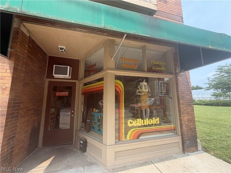 9714 Madison Avenue, Cleveland, OH 44102 Photo 5