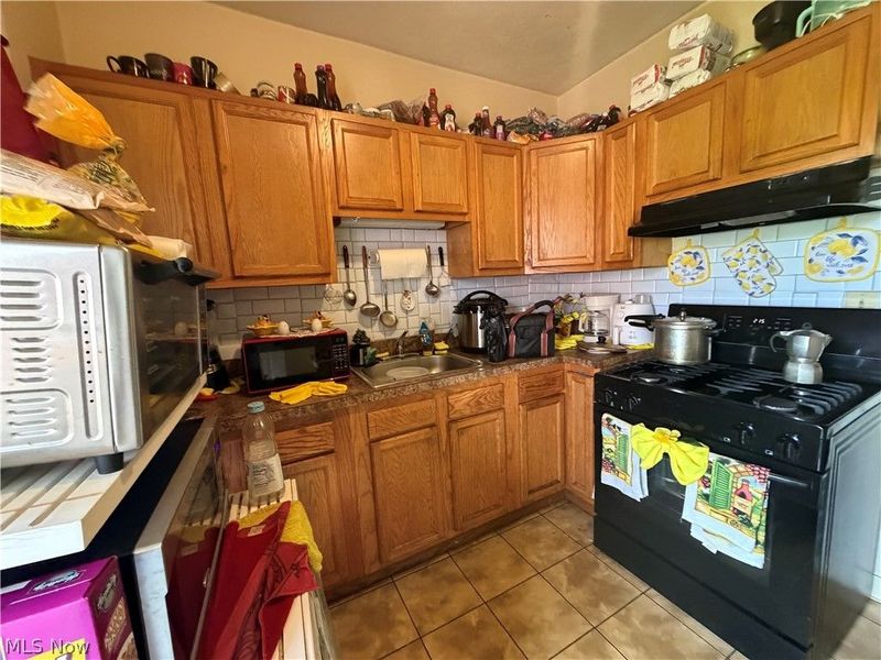 9714 Madison Avenue, Cleveland, OH 44102 Photo 9