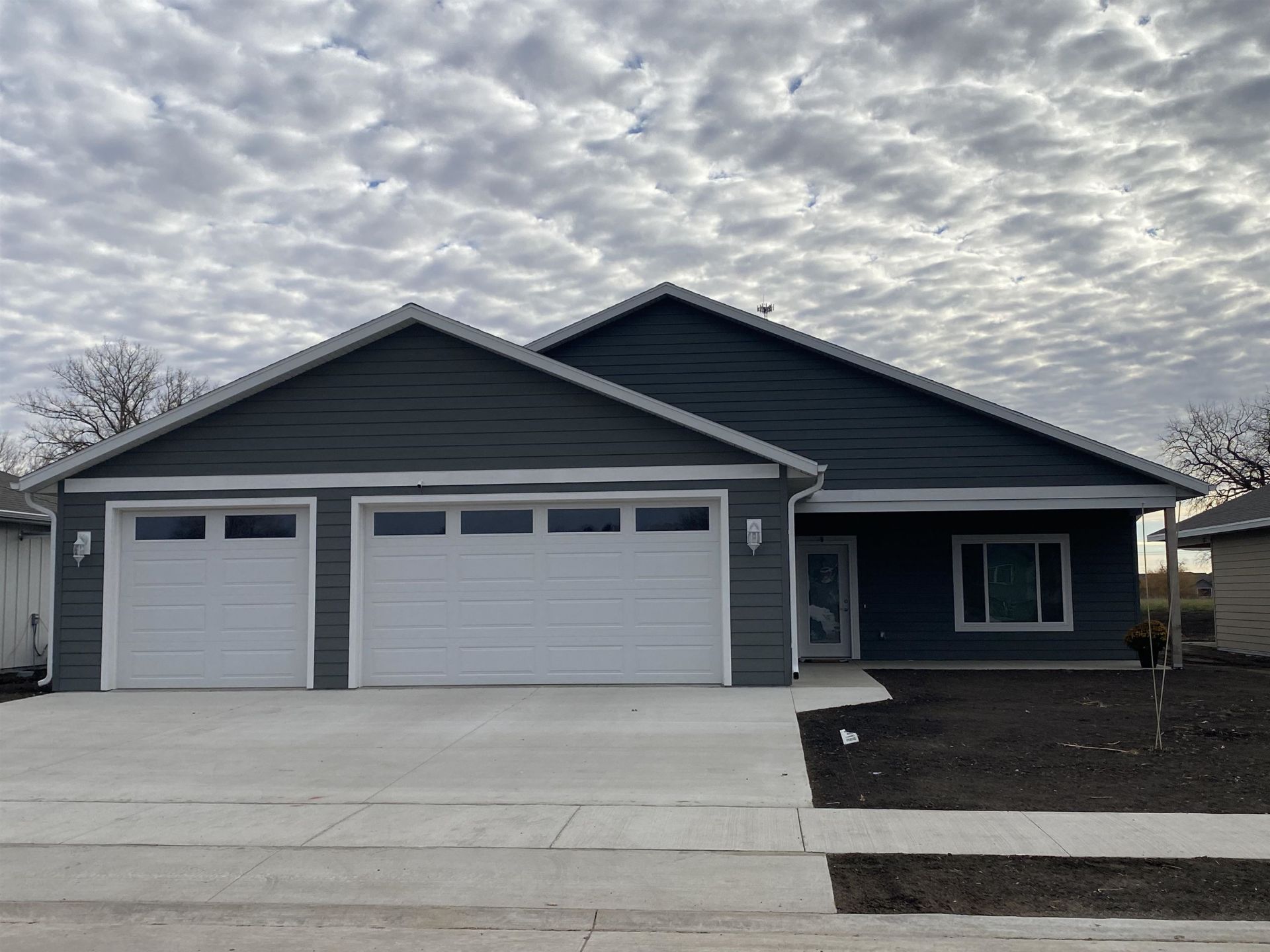 3601 Pinewood Drive , Spirit Lake, IA 51360 Main Photo