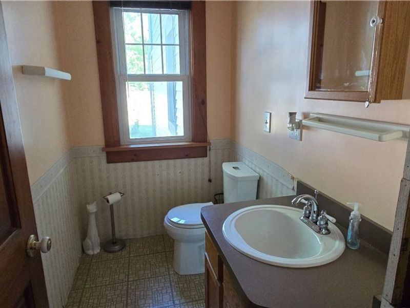 1518 Middle Avenue, Elyria, OH 44035 Photo 19
