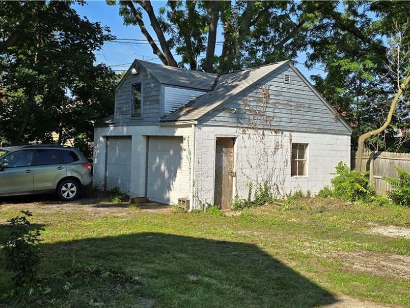 1518 Middle Avenue, Elyria, OH 44035 Photo 5