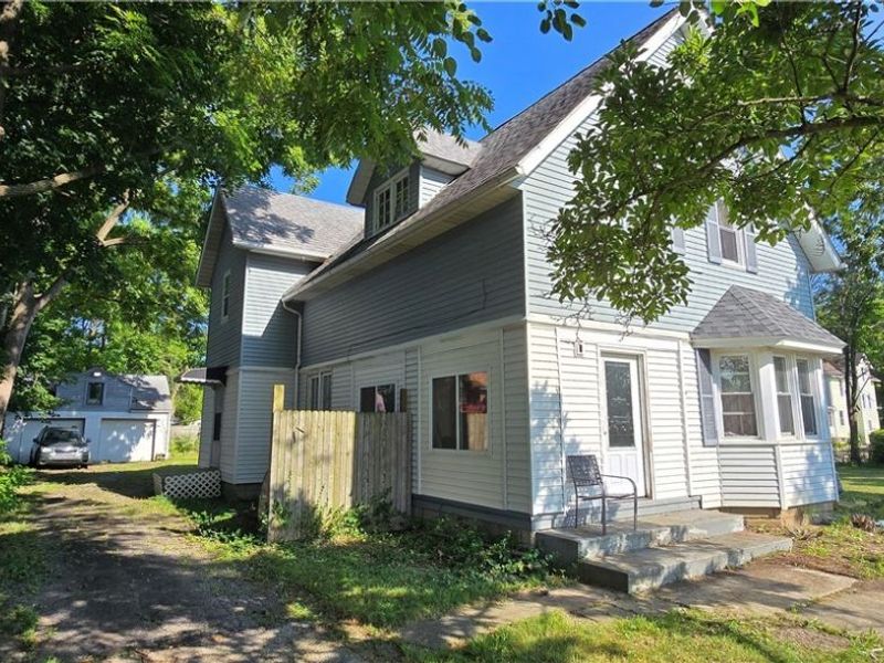 1518 Middle Avenue, Elyria, OH 44035 Photo 8