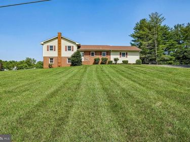 10117 BURWELL ROAD, NOKESVILLE, VA 20181
