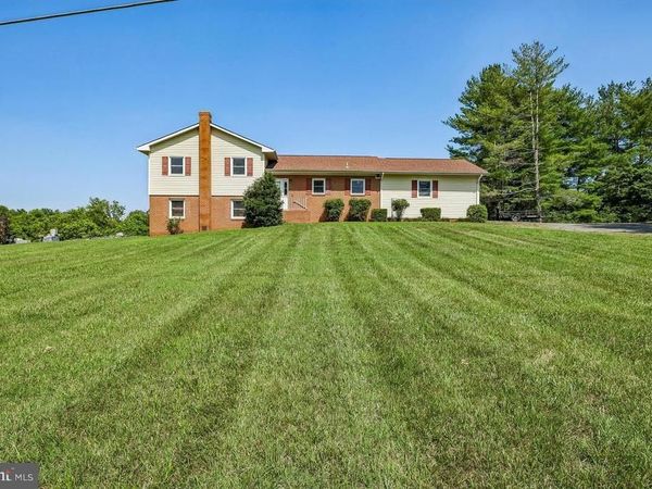 10117 BURWELL ROAD, NOKESVILLE, VA 20181