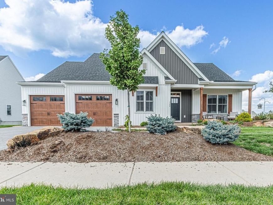 3266 Wentworth Way, York, PA 17406 Main Photo