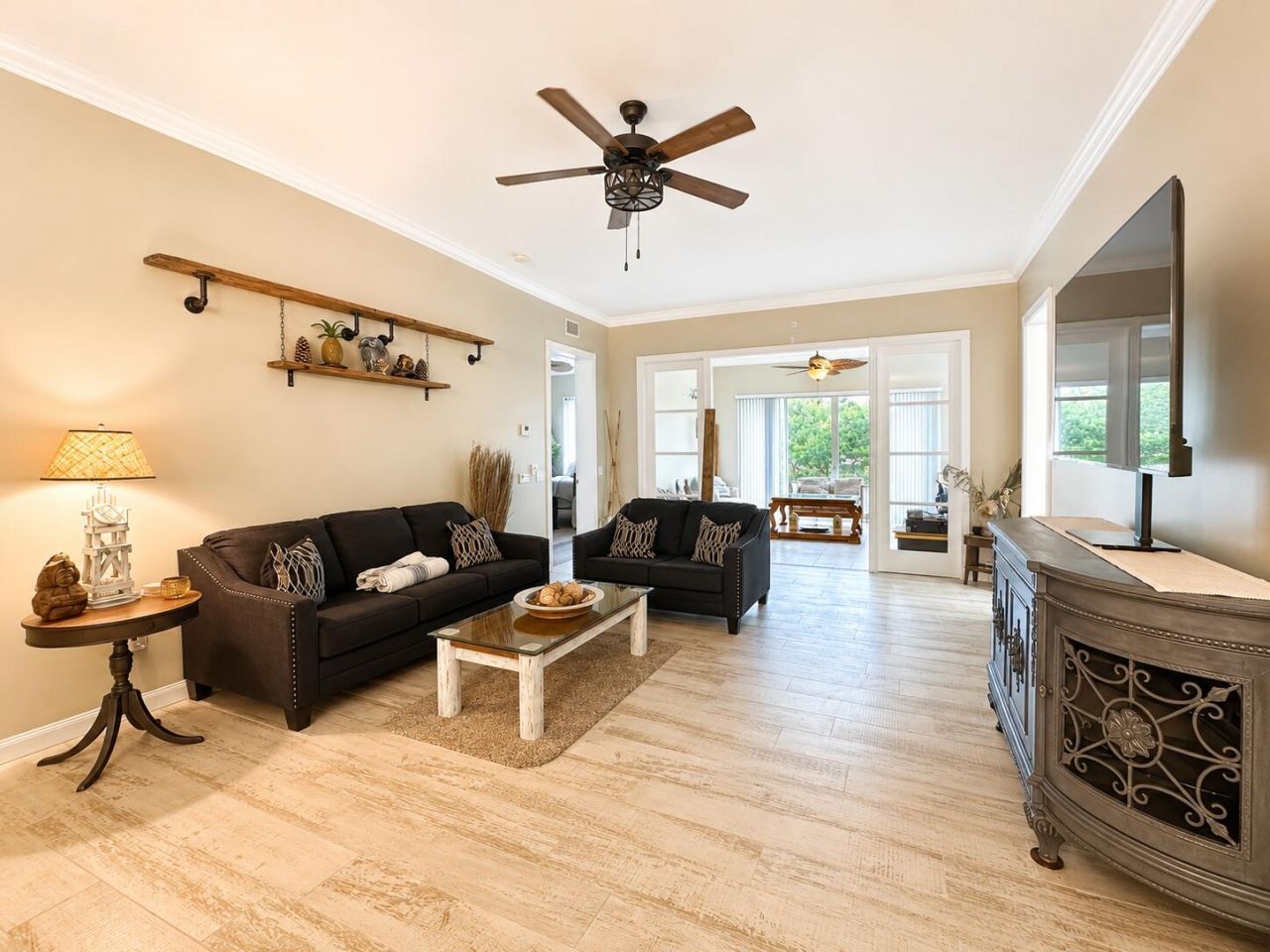 37 Harbour Isle Drive E, Unit 101, Fort Pierce, FL 34949 Photo