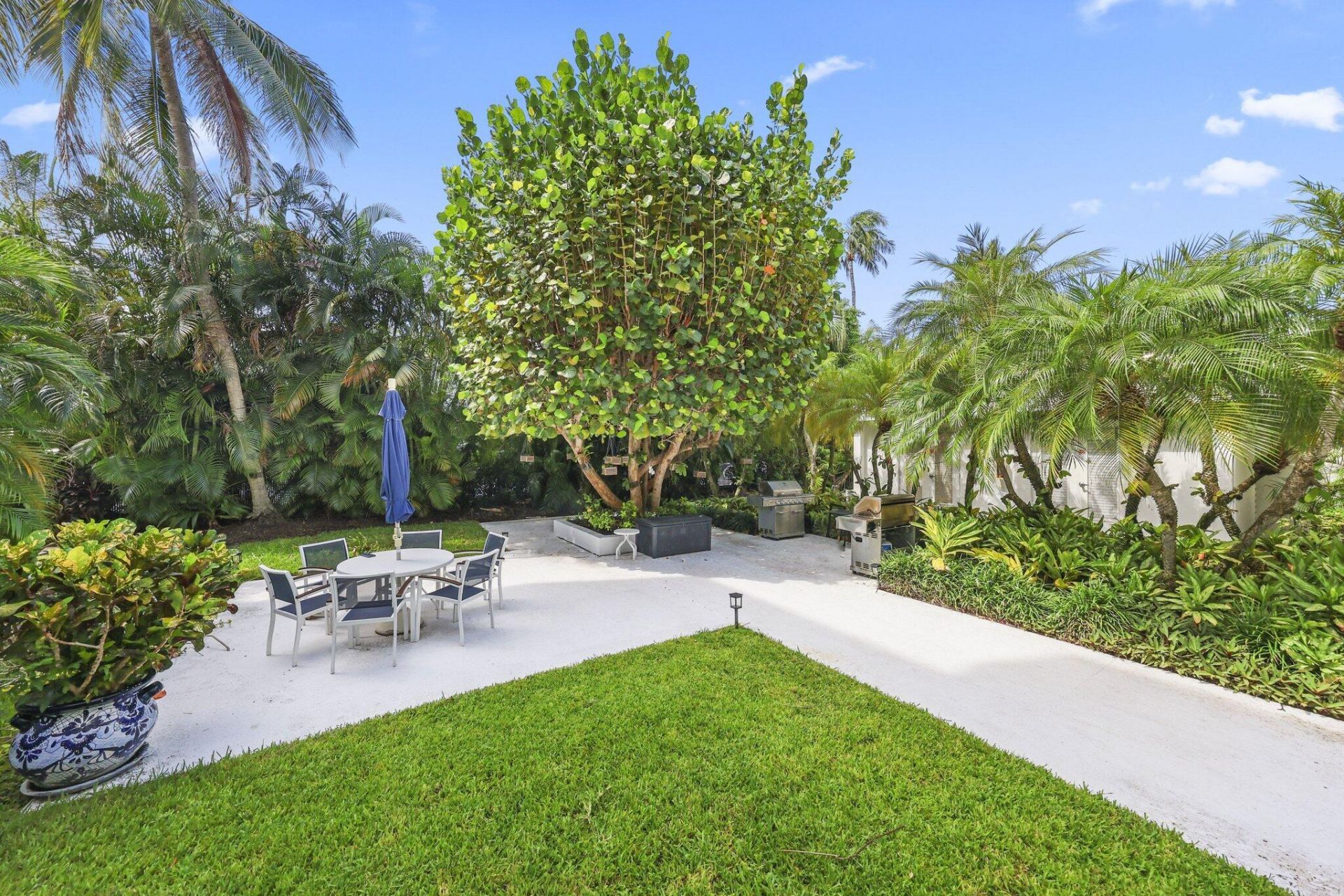 2860 S Ocean Boulevard, Unit 302, Palm Beach, FL 33480 Photo