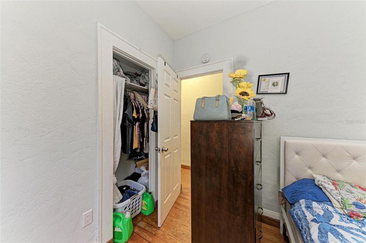 432 Adelia Avenue , Sarasota, FL 34236 Photo