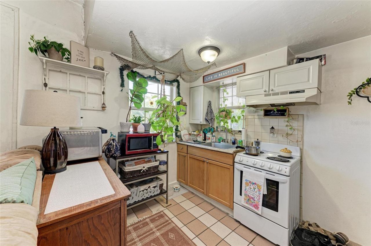 432 Adelia Avenue , Sarasota, FL 34236 Photo
