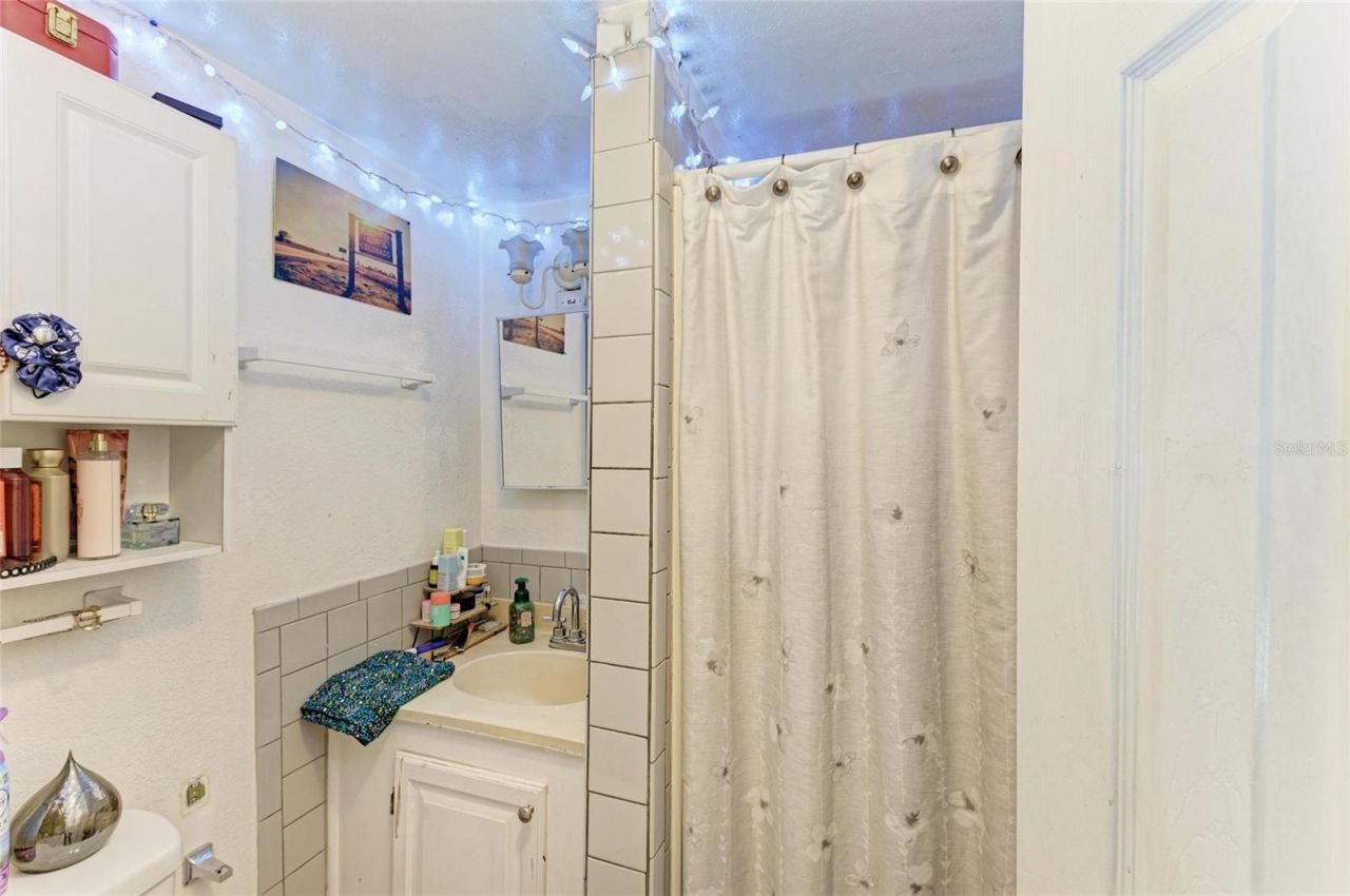 432 Adelia Avenue , Sarasota, FL 34236 Photo