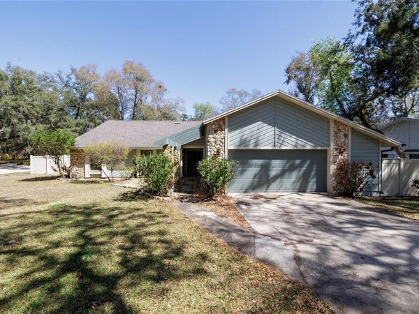 317 OAK FERN CIRCLE , ORMOND BEACH, FL 32174