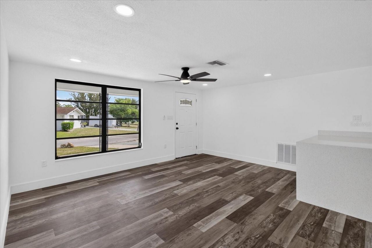 7731 Bracken Drive, Port Richey, FL 34668 Photo