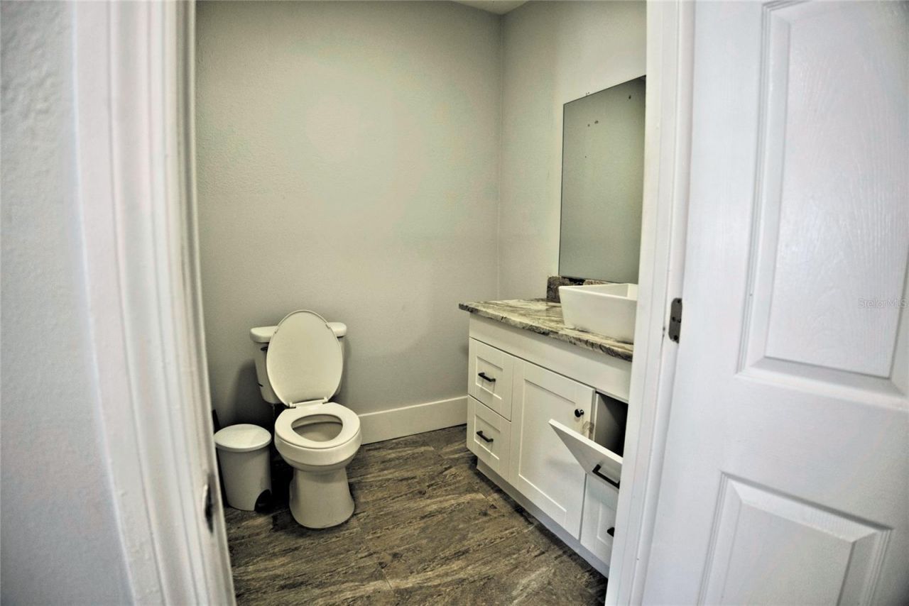 4026 W Crest Avenue, Tampa, FL 33614 Photo