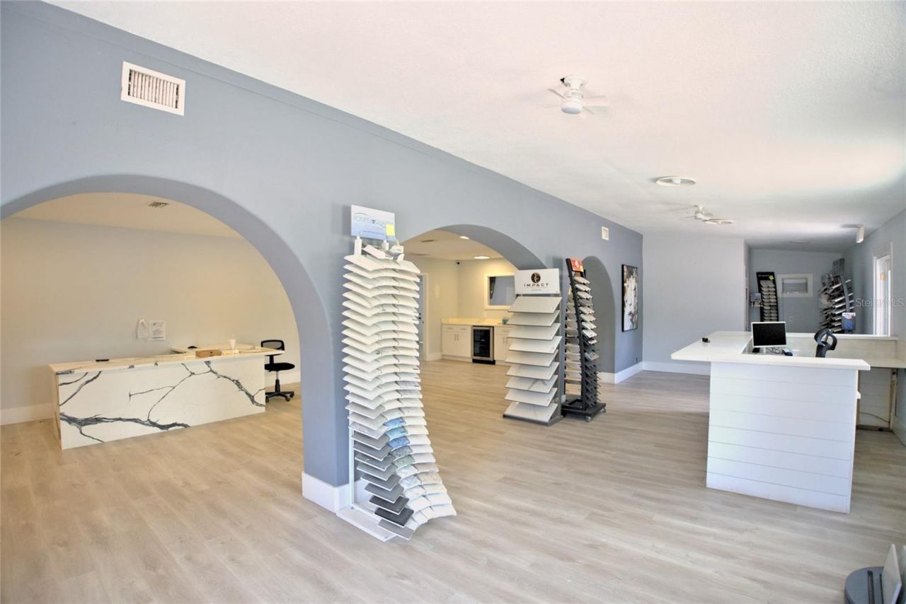 4026 W Crest Avenue, Tampa, FL 33614 Photo