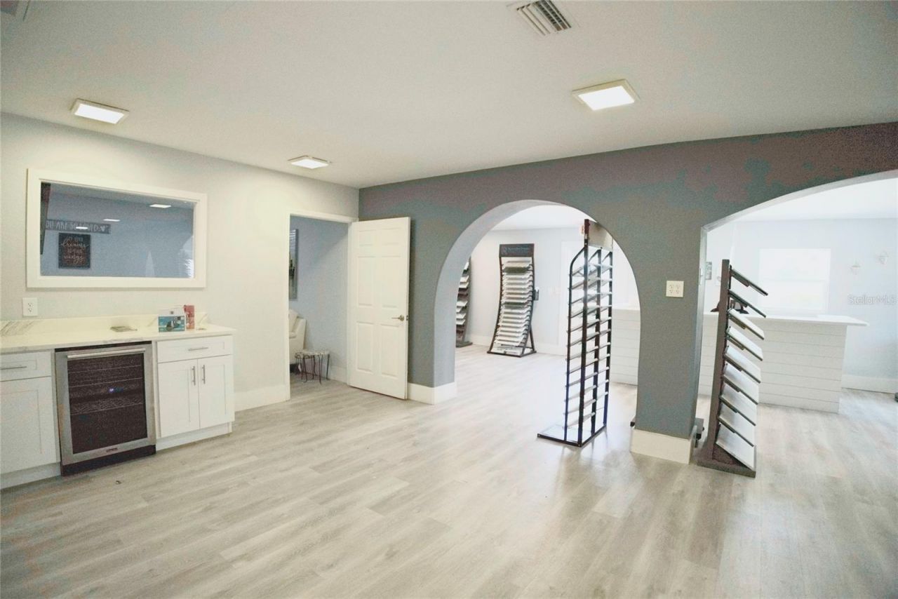 4026 W Crest Avenue, Tampa, FL 33614 Photo