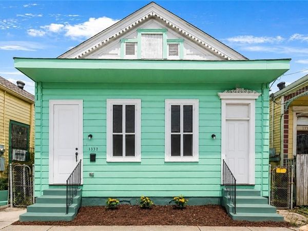 1339 TOURO Street , New Orleans, LA 70116
