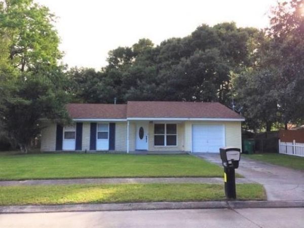 1329 WESTLAWN Drive , Slidell, LA 70460