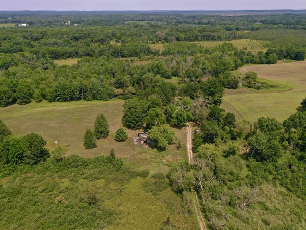 W968 Dover Road, Neshkoro, WI 54960