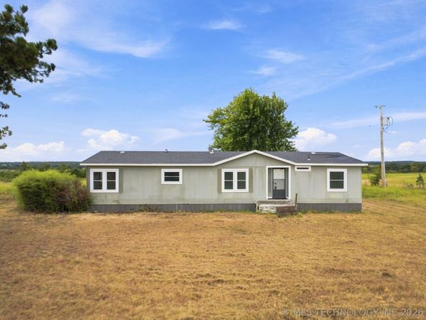 29982 Dustin Road, Henryetta, OK 74437