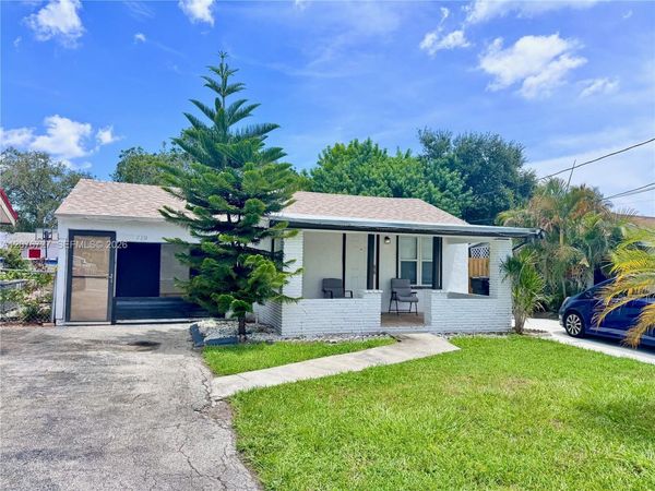 719 Glenn Pkwy , Hollywood, FL 33021
