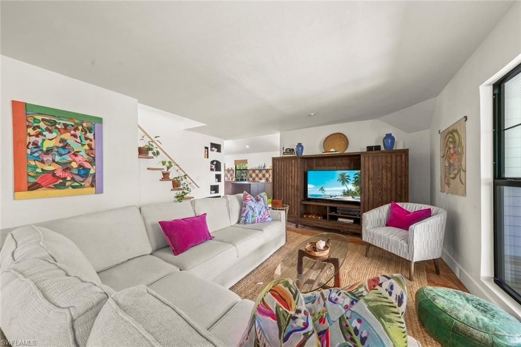 6062 Dinkins Lake Rd , Sanibel, FL 33957 Photo