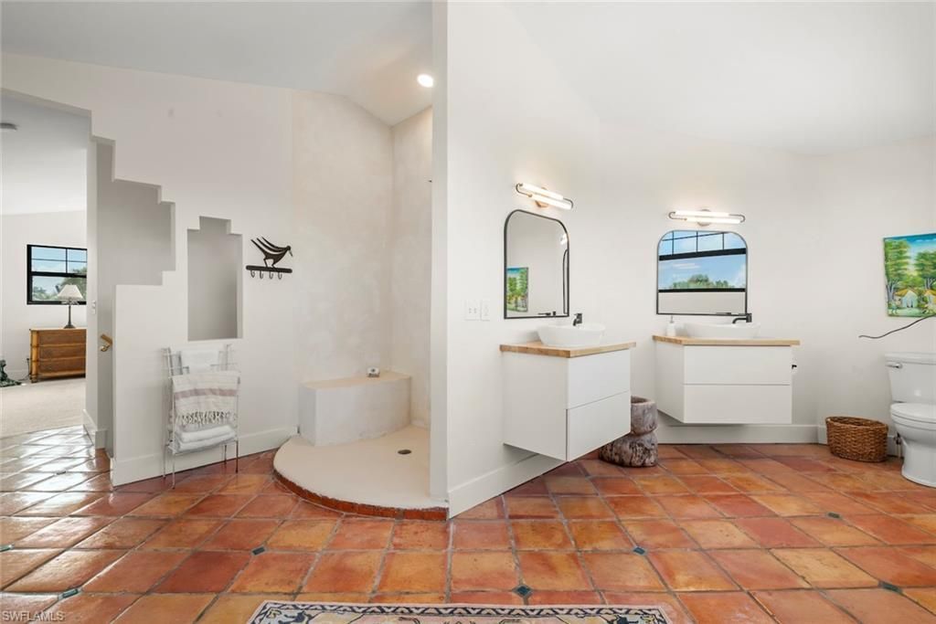 6062 Dinkins Lake Rd , Sanibel, FL 33957 Photo