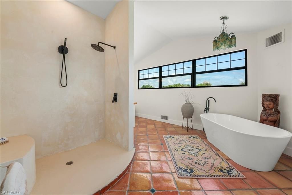 6062 Dinkins Lake Rd , Sanibel, FL 33957 Photo
