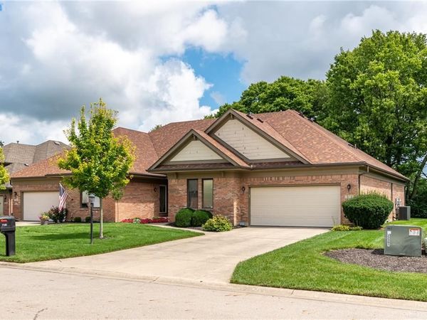 7120 Salem Crossing Place, Englewood, OH 45322