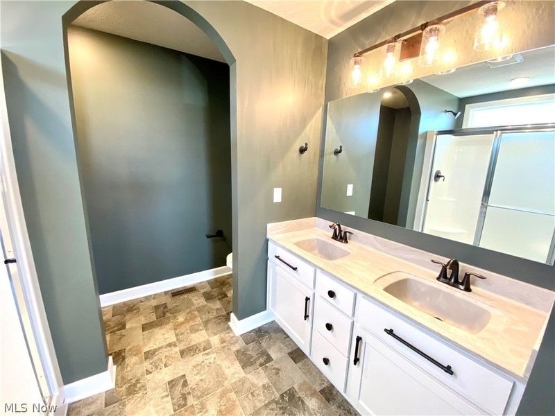 3462 Wicker Street NE, Canton, OH 44721 Photo 12