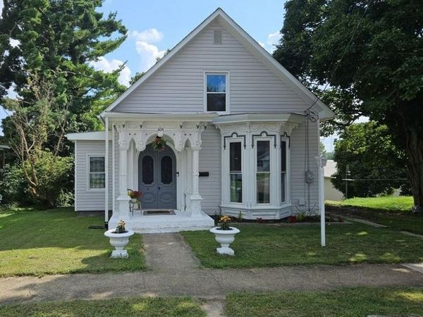 604 E Ohio Avenue, Mount Vernon, OH 43050