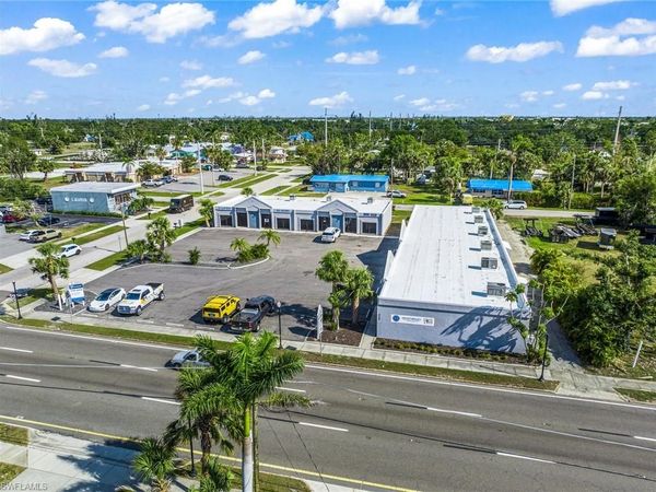 525 E Olympia AVE , PUNTA GORDA, FL 33950