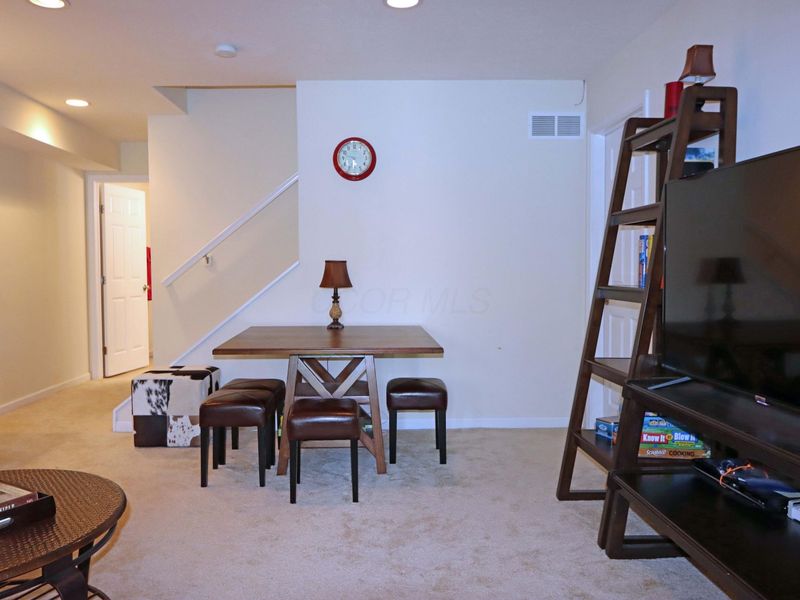 1221 Sanctuary Place, Unit 30, Gahanna, OH 43230 Photo 32