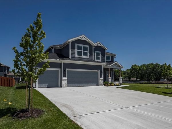 16965 S Brentwood Street, Olathe, KS 66062