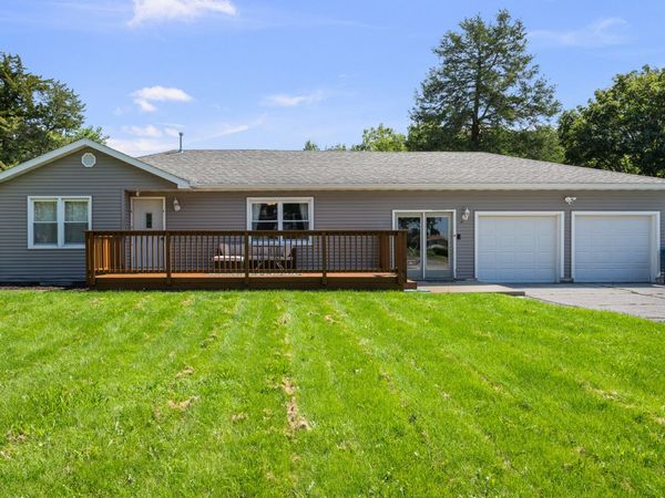 508 5th Avenue , Sherrard, IL 61281