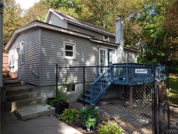 14 1/2 Elderkin Avenue, Camillus, NY 13031