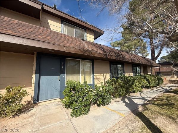 6211 Meadowhaven Lane , Las Vegas, NV 89103