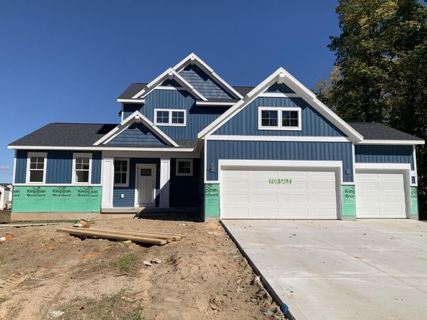 6536 Veldview NE, Rockford, MI 49341