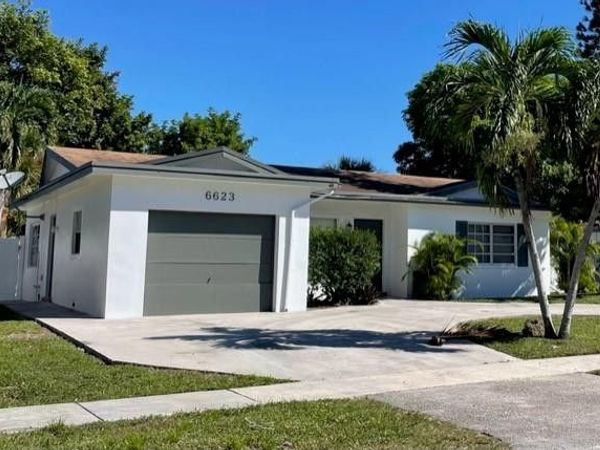 6623 Inwood, North Lauderdale, FL 33068