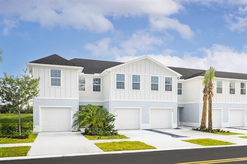 100 Savannah Lakes Boulevard, Fort Pierce, FL 34982 Photo