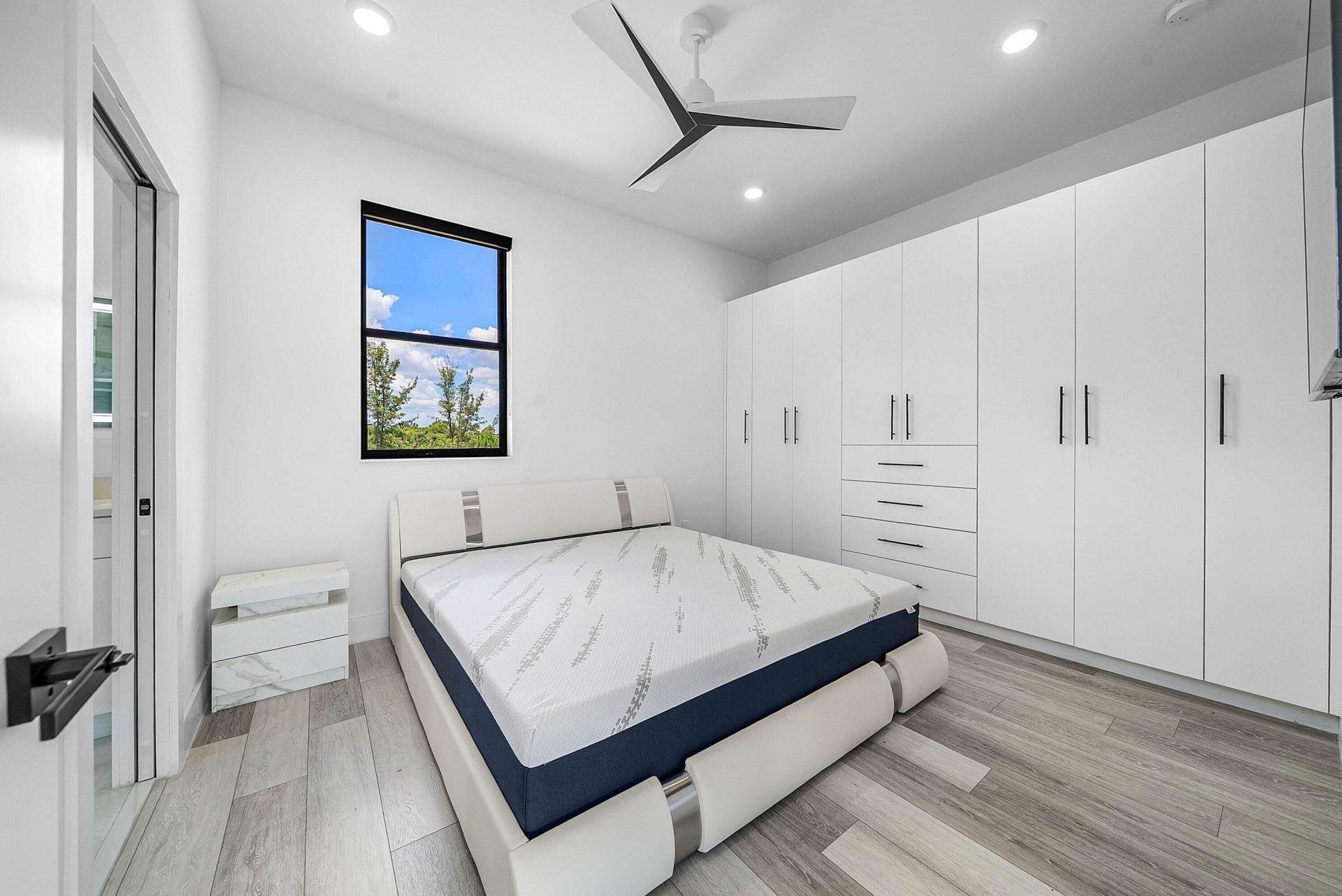 641 Marshall Road, West Palm Beach, FL 33413 Photo