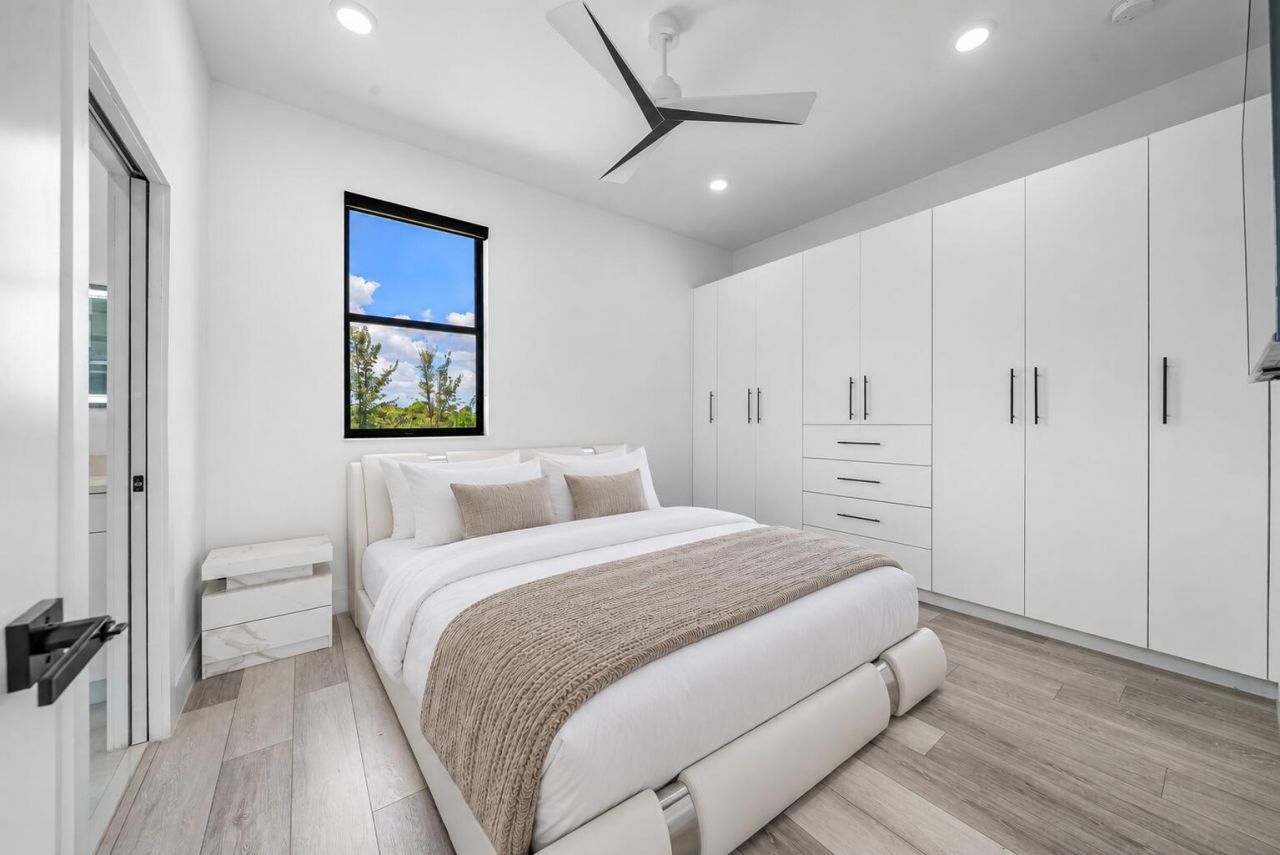 641 Marshall Road, West Palm Beach, FL 33413 Photo