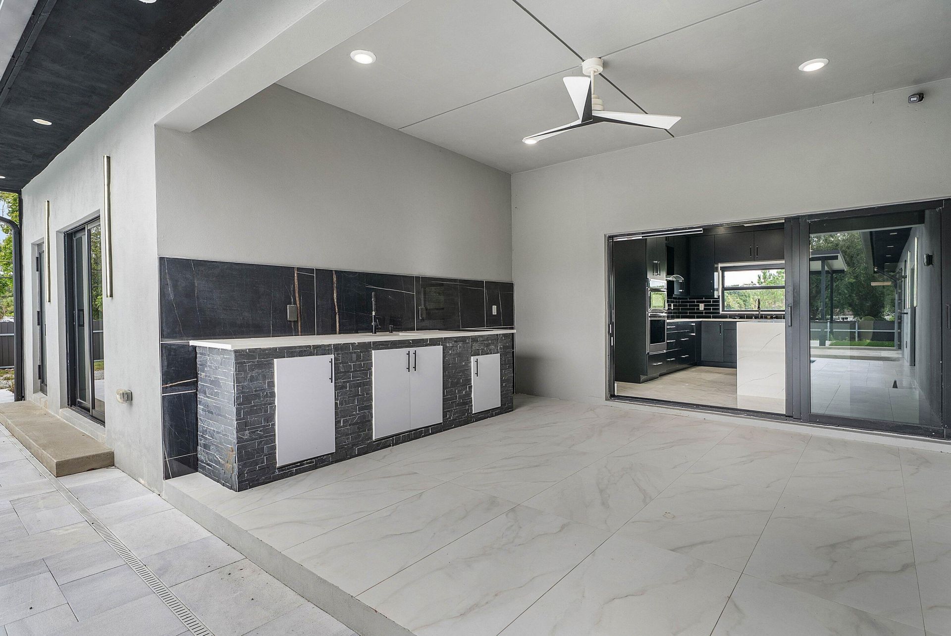 641 Marshall Road, West Palm Beach, FL 33413 Photo