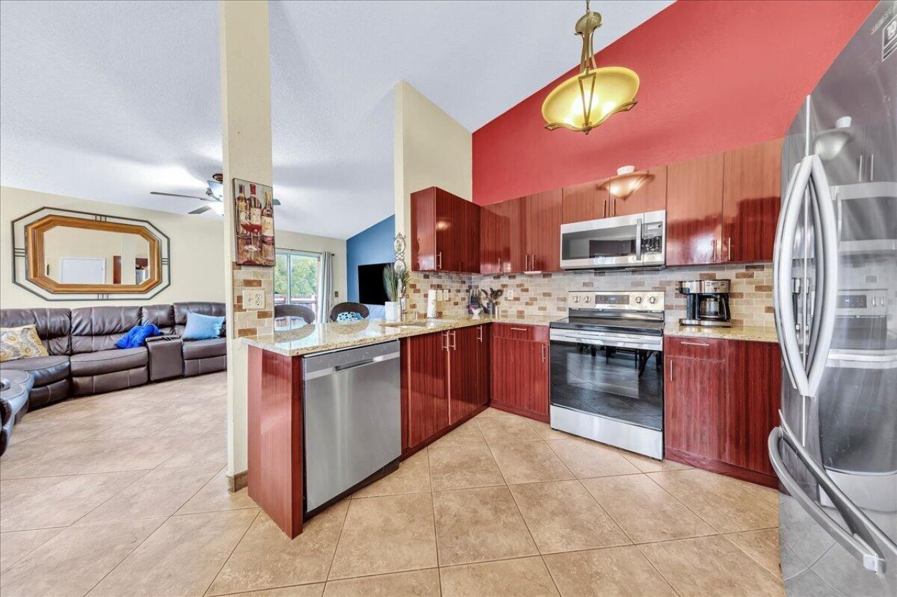 1000 SW 133rd Terrace, Davie, FL 33325 Photo