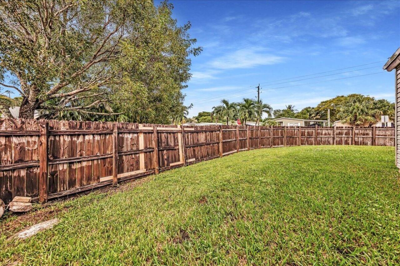 1000 SW 133rd Terrace, Davie, FL 33325 Photo