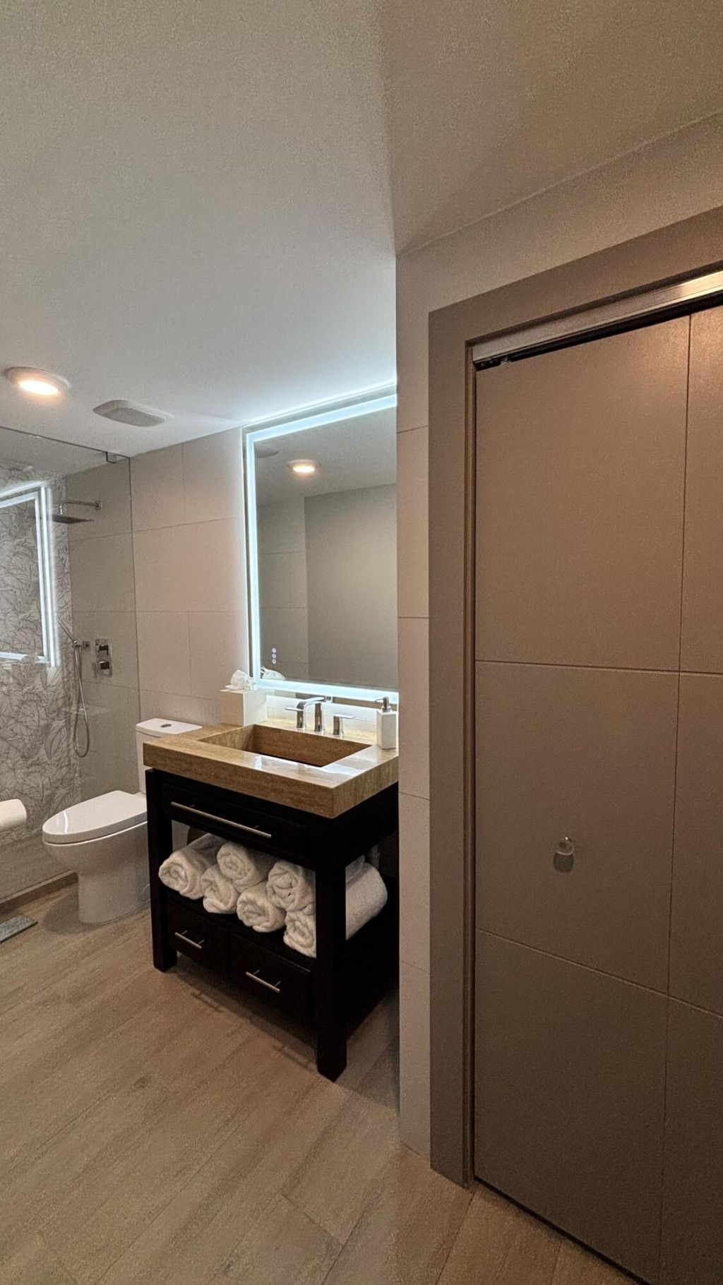 2650 SW 37th Avenue, Unit 803, Miami, FL 33133 Photo