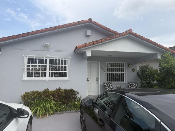4349 W 10TH Avenue, Hialeah, FL 33012